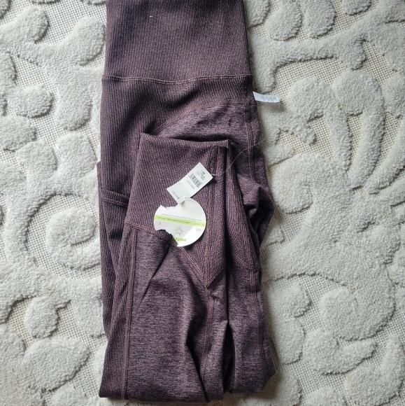 American eagle aerie offline hugger leggings - Picture 2 of 2